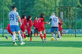 体操世锦赛：中国队亮相男子资格赛